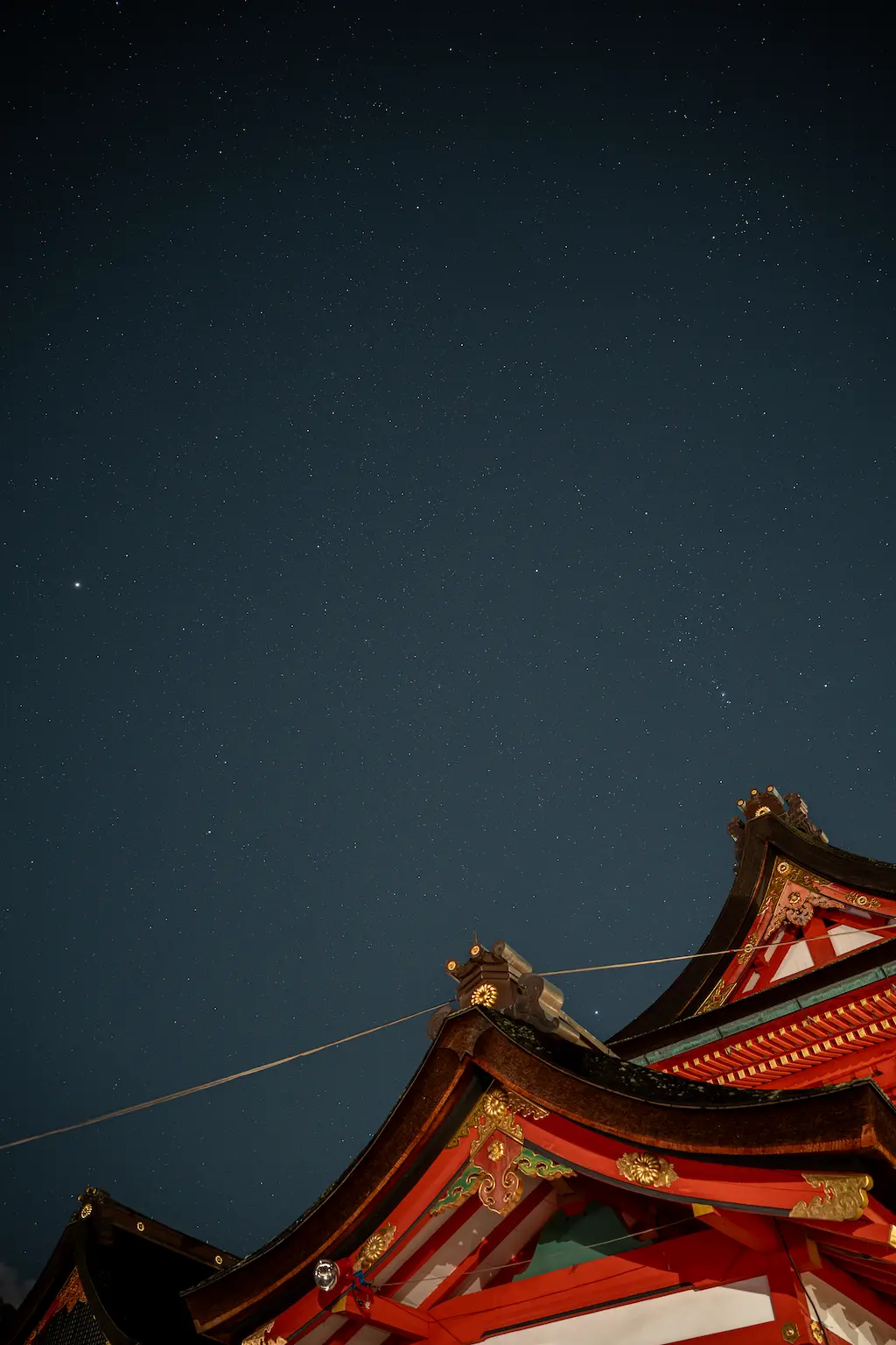 很多热门景点趁着晚上没什么人过去也是个不错的选择